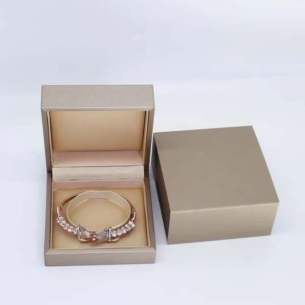 bangle-packaging-boxes-1.webp